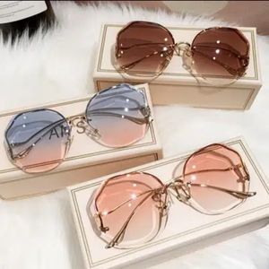 Cabecade 2022 fashion sunglasses women metal UV 400